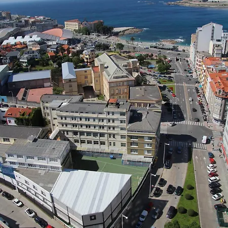 Residencia Universitaria Jose Sardina *